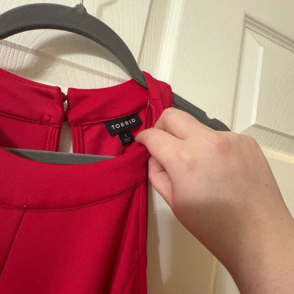 Elegant Pink Sleeveless Dress NWOT - Picture 3 of 3